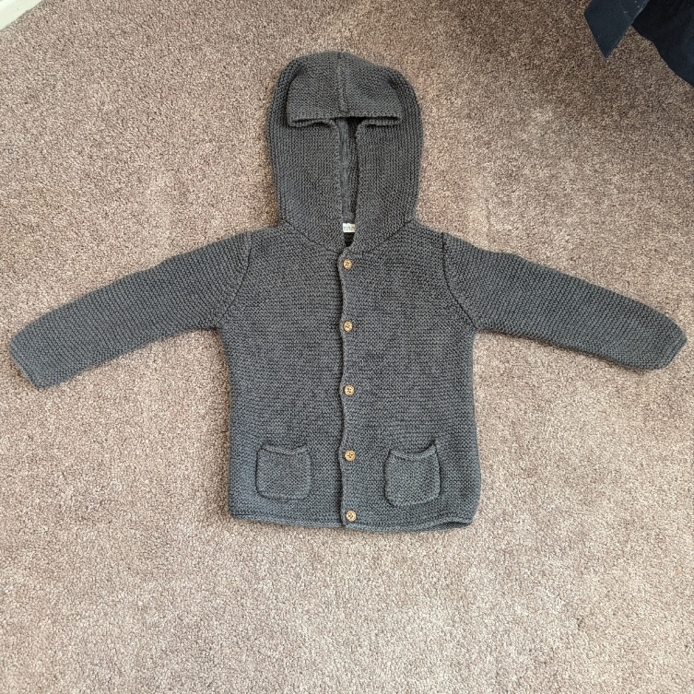 Gray Hooded Cardigan with Wooden Buttons